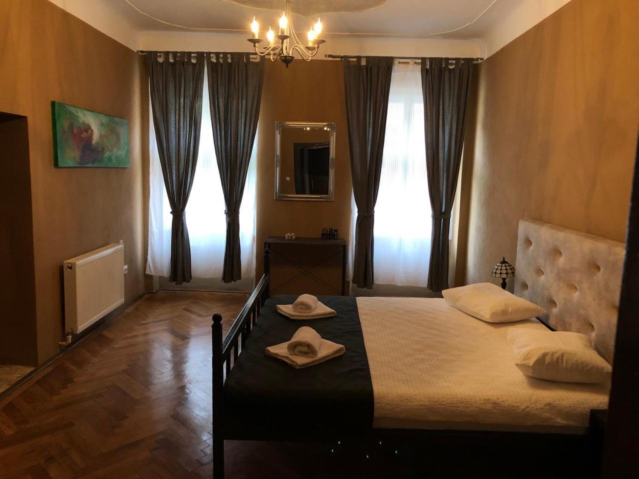 Poet Pastior Residence Сібіу Екстер'єр фото